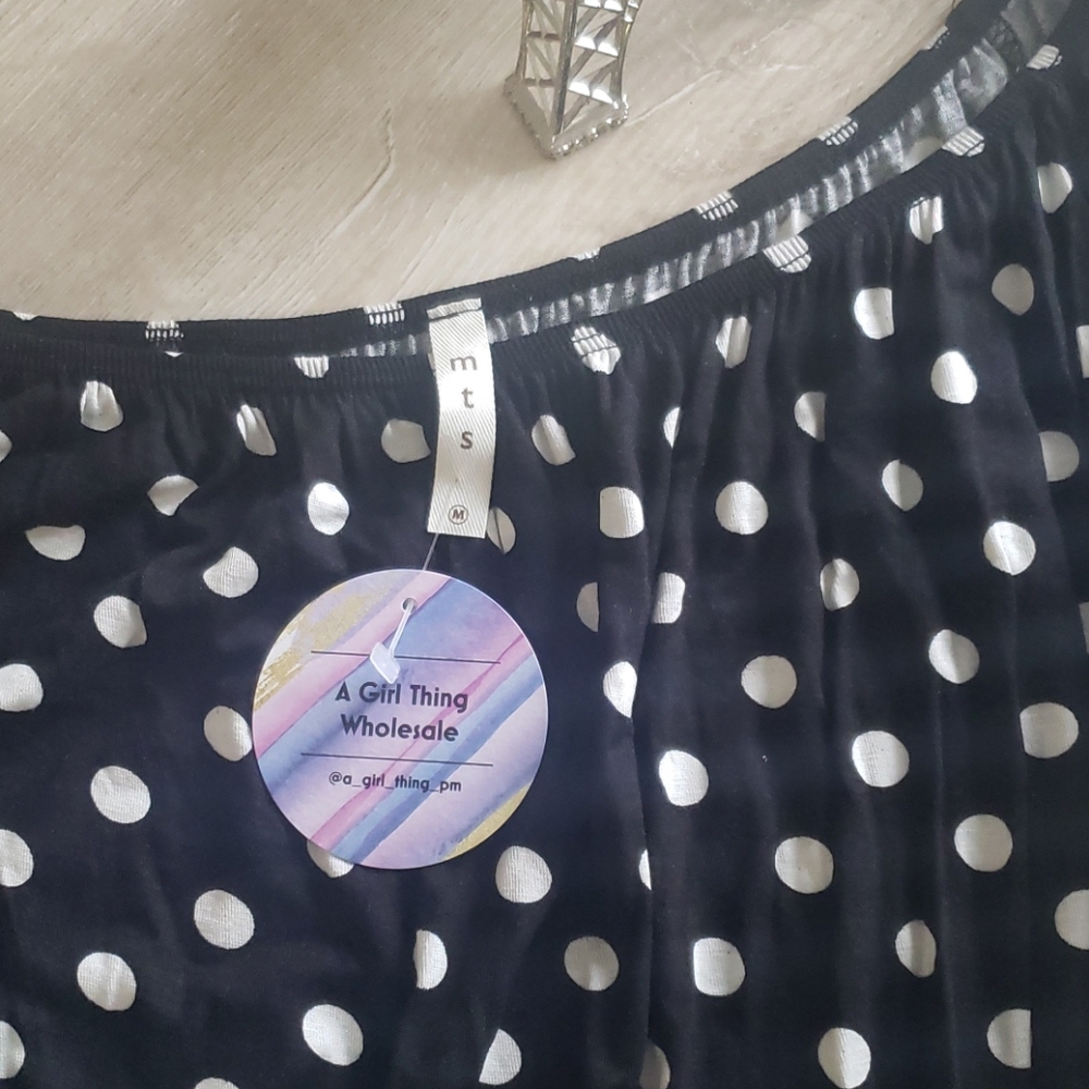 New A Girl Thing Polka dot top 1 Medium Left - Picture 7 of 9